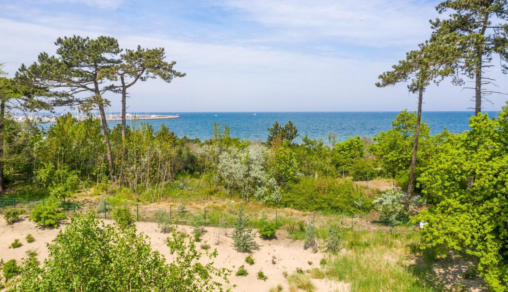 Villa Schmidt - Strandhaus Direkt Am Meer Mit Sauna, Sport Und Duenengarten II Rostock Exterior foto